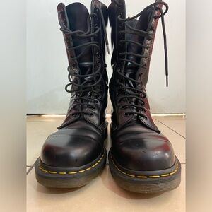 Dr Martin’s used mens size 9m euro size 42